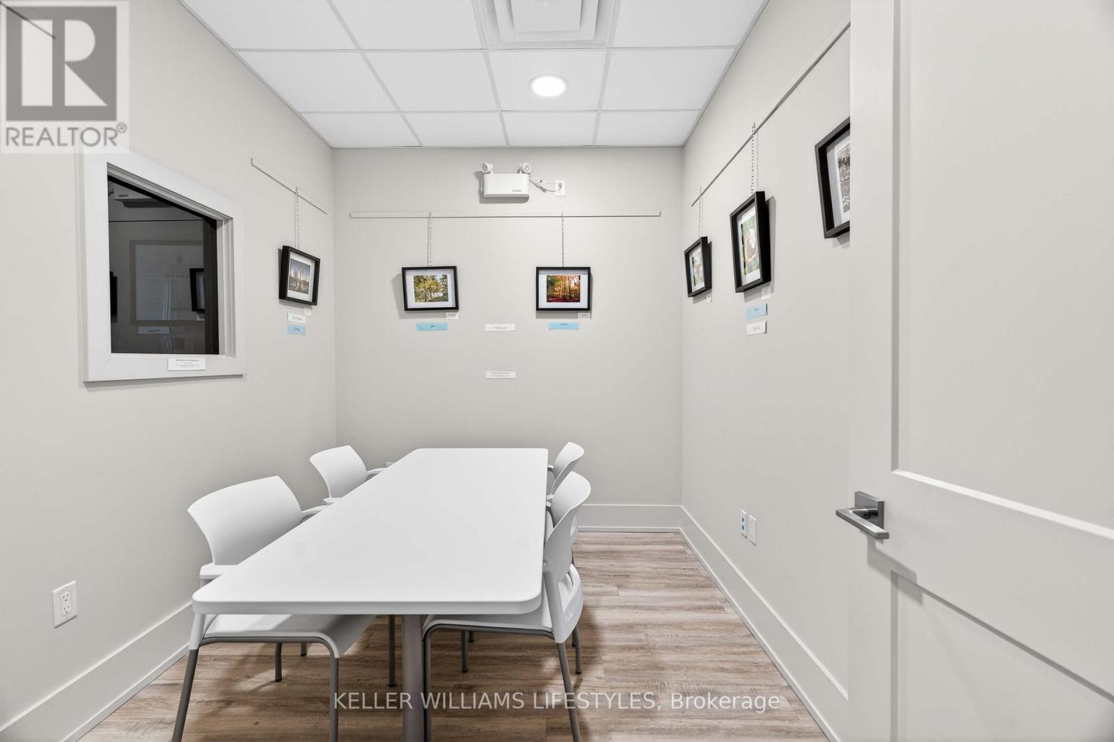 65 Front Street W, Strathroy-Caradoc, Ontario  N7G 1X6 - Photo 12 - X12730674