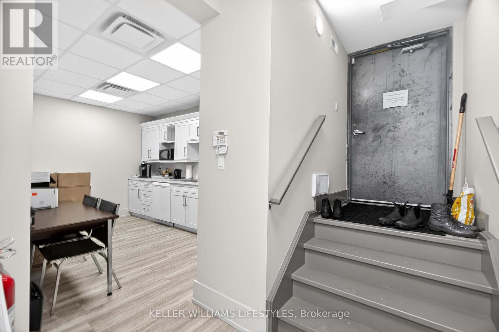 65 Front Street W, Strathroy-Caradoc, Ontario  N7G 1X6 - Photo 20 - X12730674