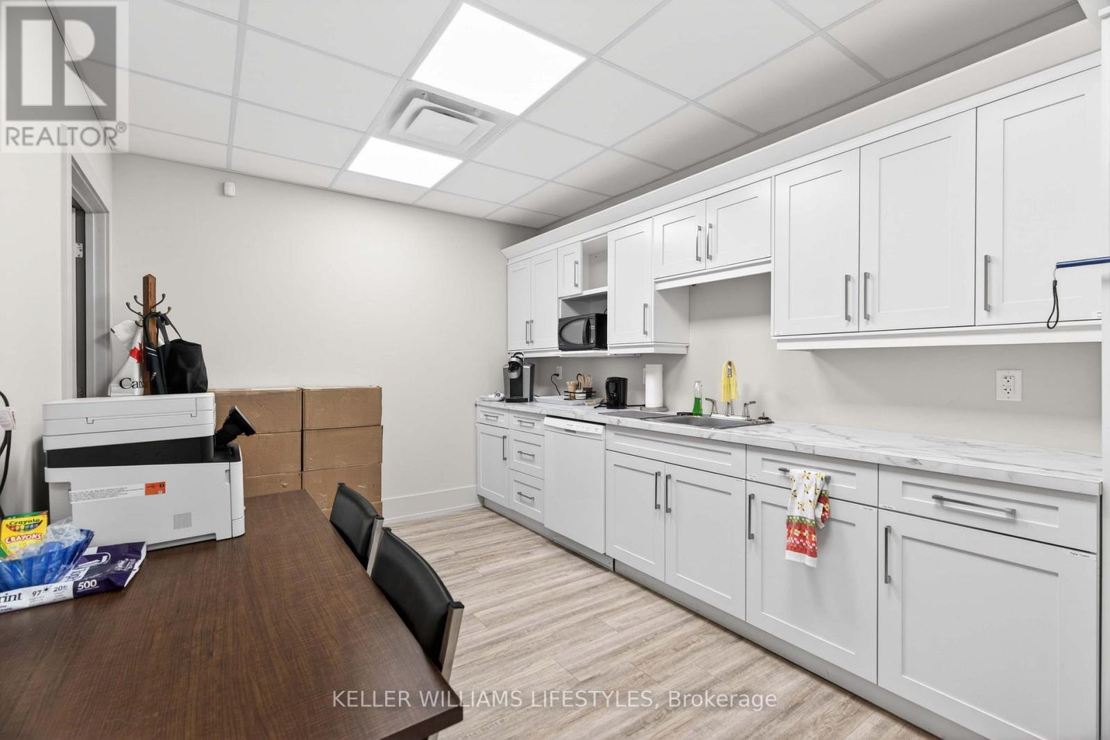 65 Front Street W, Strathroy-Caradoc, Ontario  N7G 1X6 - Photo 21 - X12730674