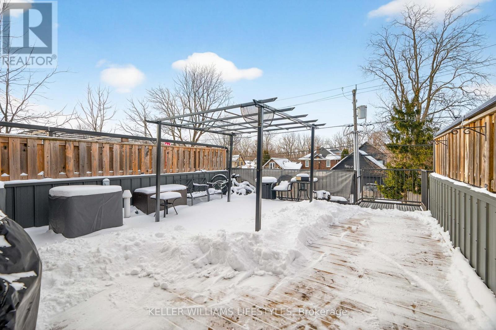 65 Front Street W, Strathroy-Caradoc, Ontario  N7G 1X6 - Photo 28 - X12730674