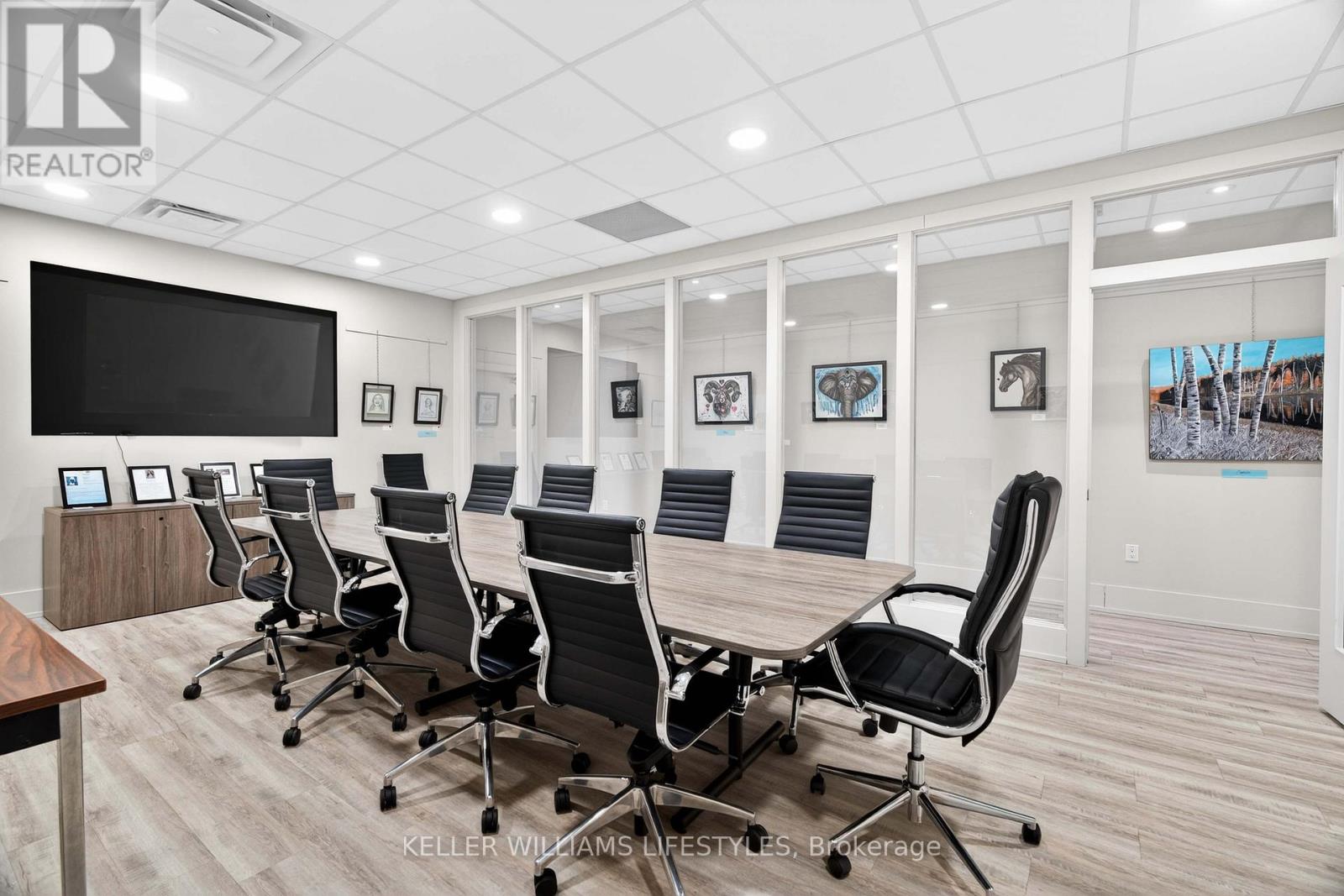 65 Front Street W, Strathroy-Caradoc, Ontario  N7G 1X6 - Photo 9 - X12730674