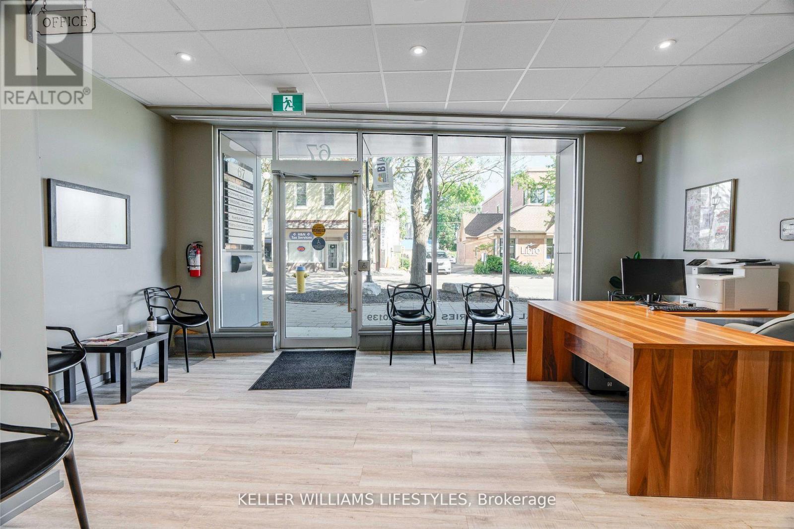 67 Front Street W, Strathroy-Caradoc, Ontario  N7G 1X6 - Photo 3 - X12730678