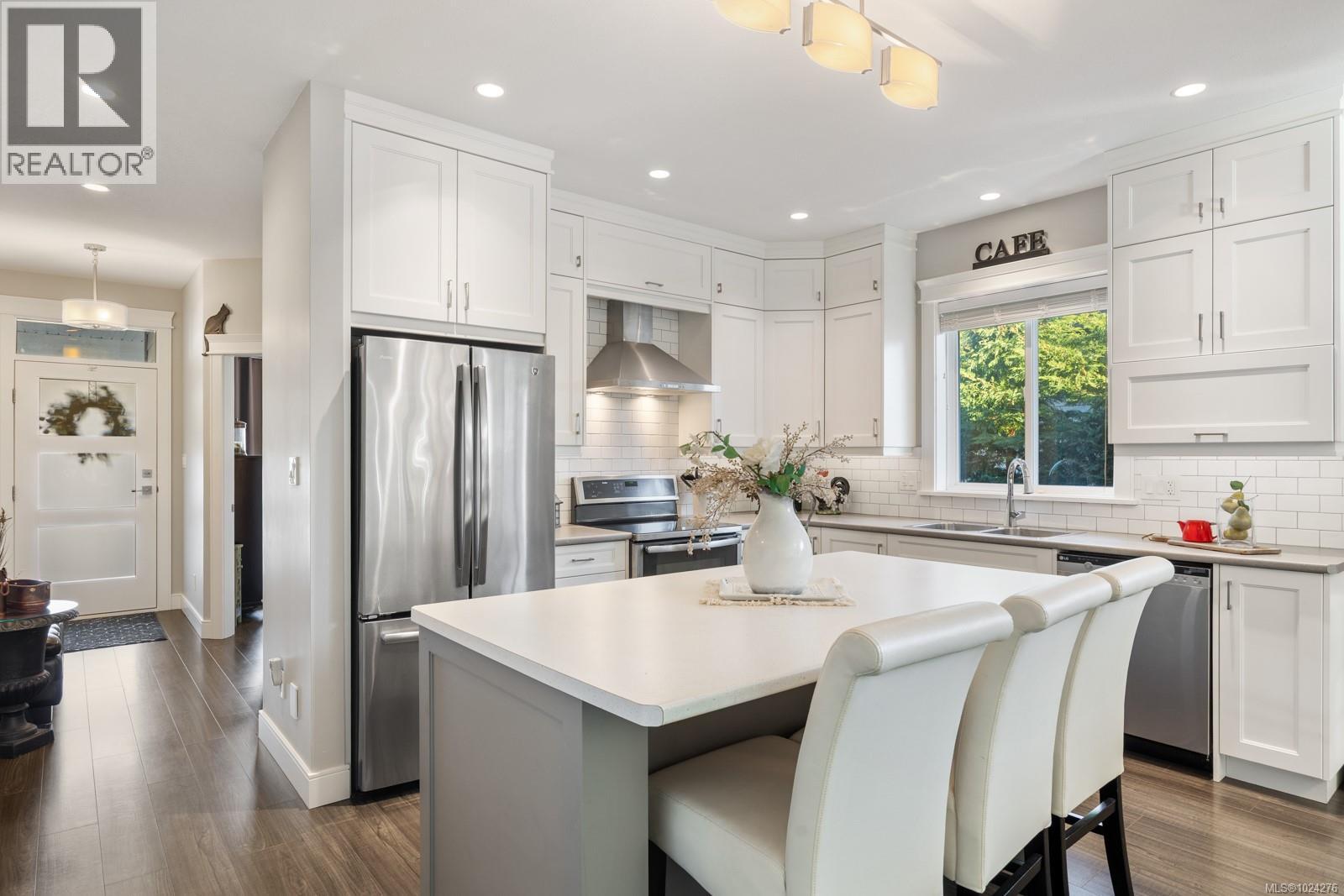 1151 Crown Isle Blvd, Courtenay, British Columbia  V9N 0E1 - Photo 5 - 1024276