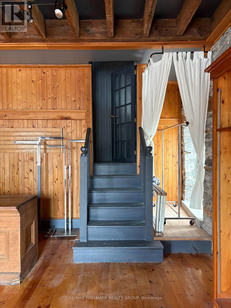 4883 Kinburn Side Road, Mississippi Mills, Ontario  K0A 2X0 - Photo 11 - X12730594