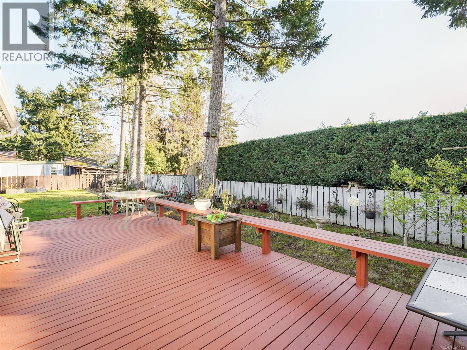 1189 Marchant Rd, Central Saanich, British Columbia  V8M 1G7 - Photo 10 - 1024177