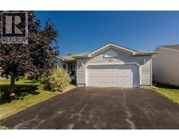 109 EMERALD Court, Freelton, Ontario