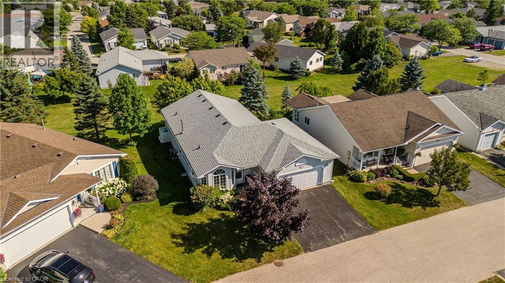 109 Emerald Court, Freelton, Ontario  L8B 1A5 - Photo 4 - 40777852