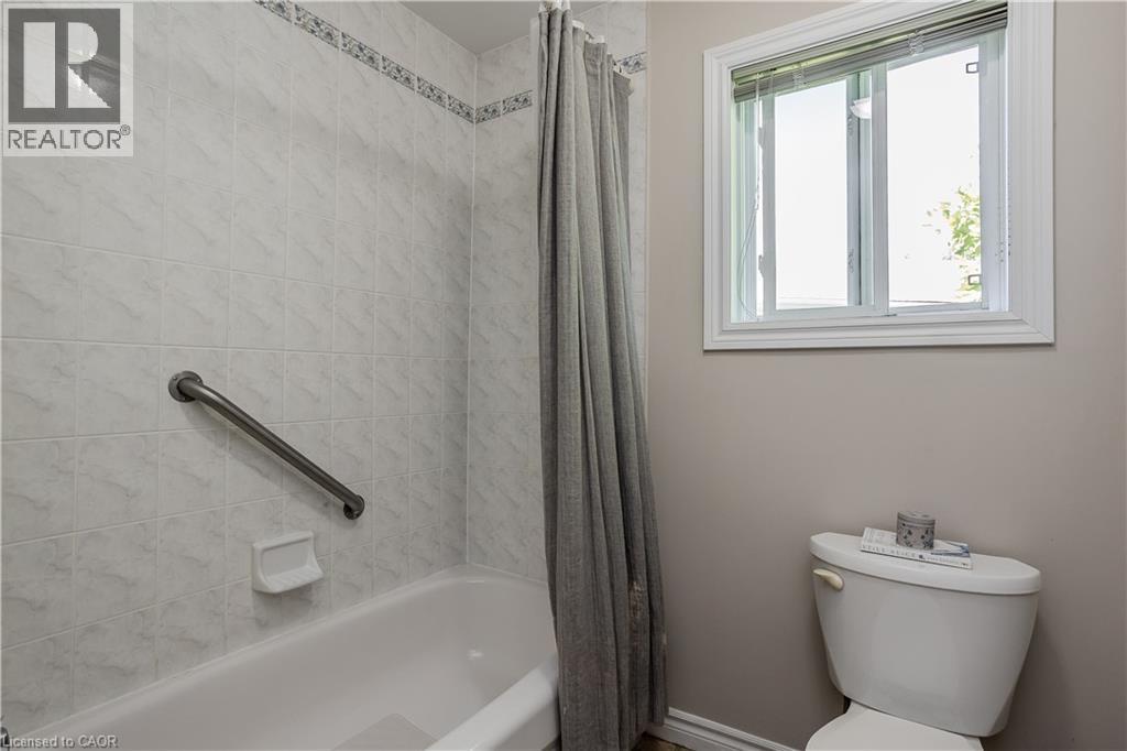 109 Emerald Court, Freelton, Ontario  L8B 1A5 - Photo 36 - 40777852