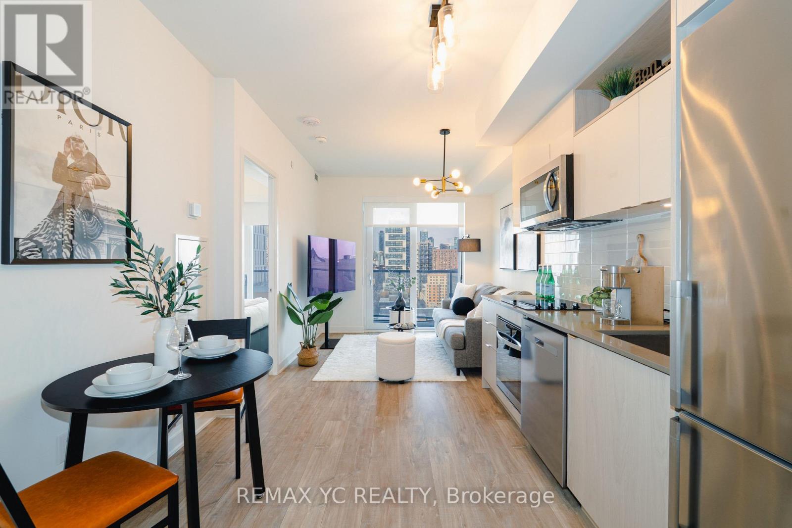 1802 - 100 Dalhousie Street, Toronto, Ontario  M5B 0C7 - Photo 10 - C12730546