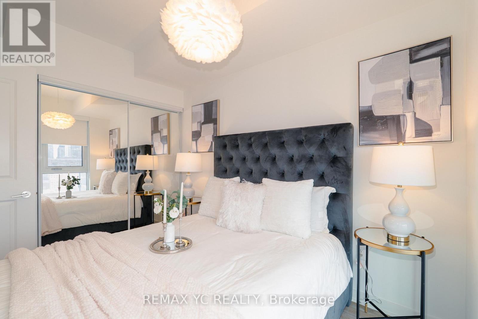 1802 - 100 Dalhousie Street, Toronto, Ontario  M5B 0C7 - Photo 15 - C12730546