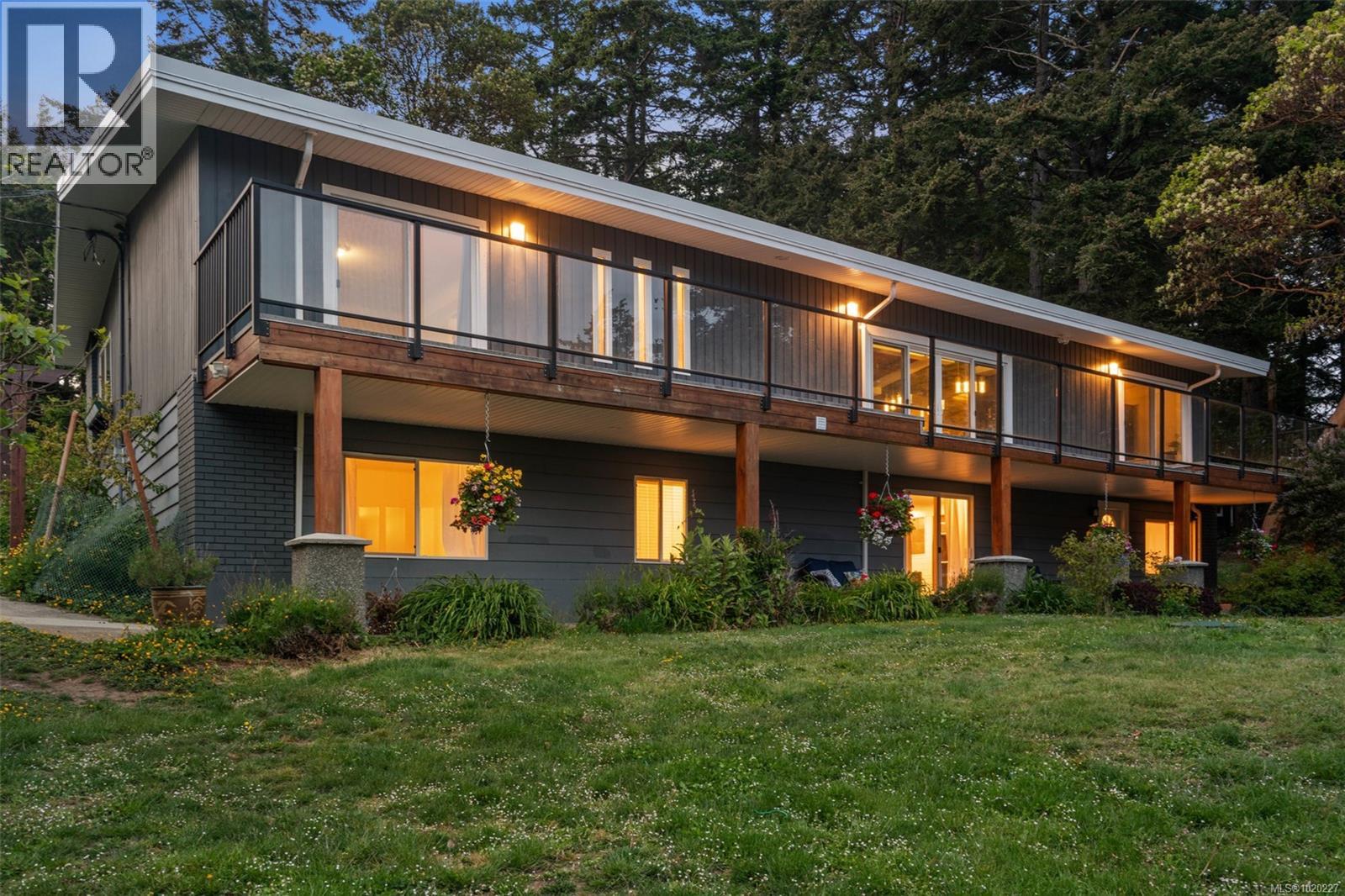 3915 Gilbert Dr, Metchosin, British Columbia  V9C 4B2 - Photo 5 - 1020227