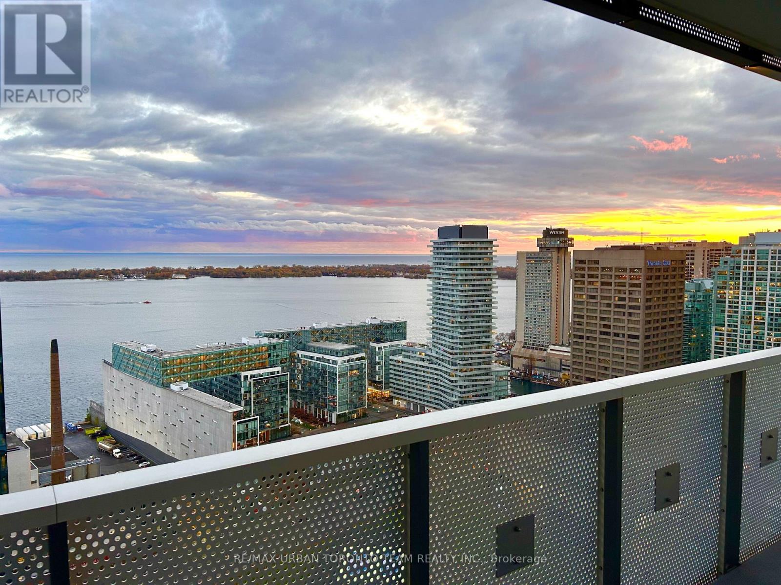 3611 - 55 Cooper Street, Toronto, Ontario  M5E 0G1 - Photo 2 - C12730566