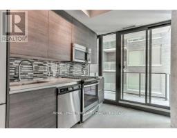 701 - 111 BATHURST STREET, Toronto, Ontario