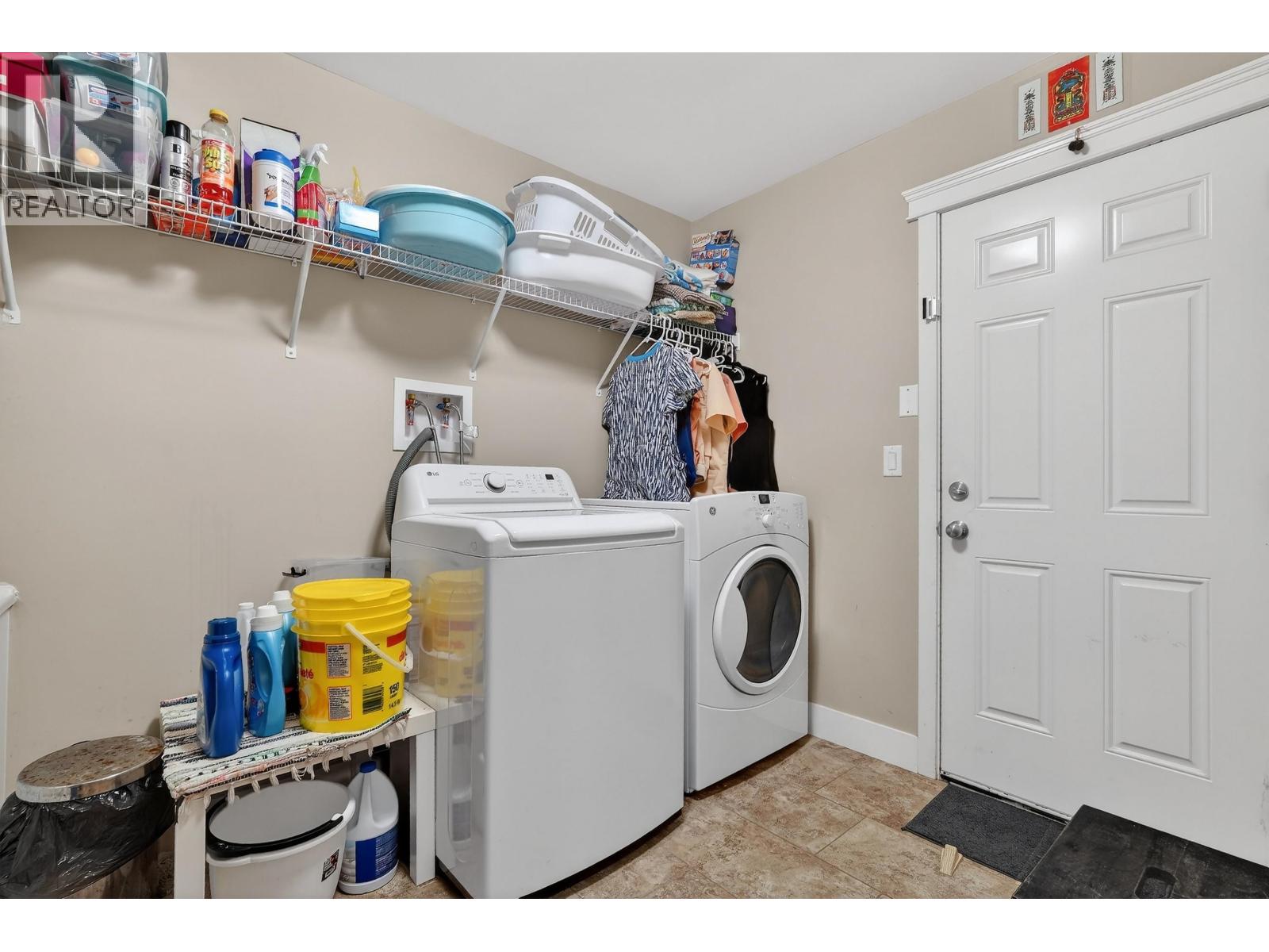 23015 Olund Crescent, Maple Ridge, British Columbia  V2X 9L3 - Photo 16 - R3083064