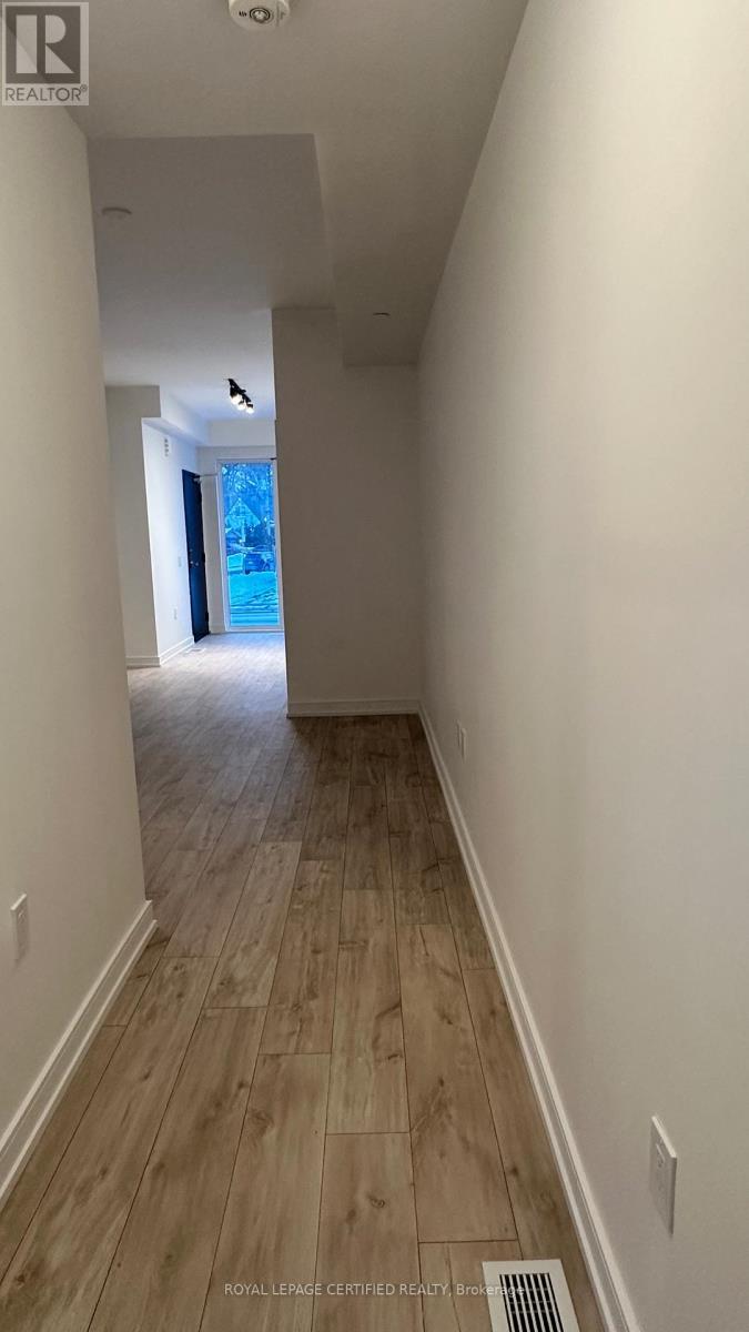 13 - 168 Clonmore Drive, Toronto (Birchcliffe-Cliffside), Ontario  M1N 0B9 - Photo 2 - E12730598