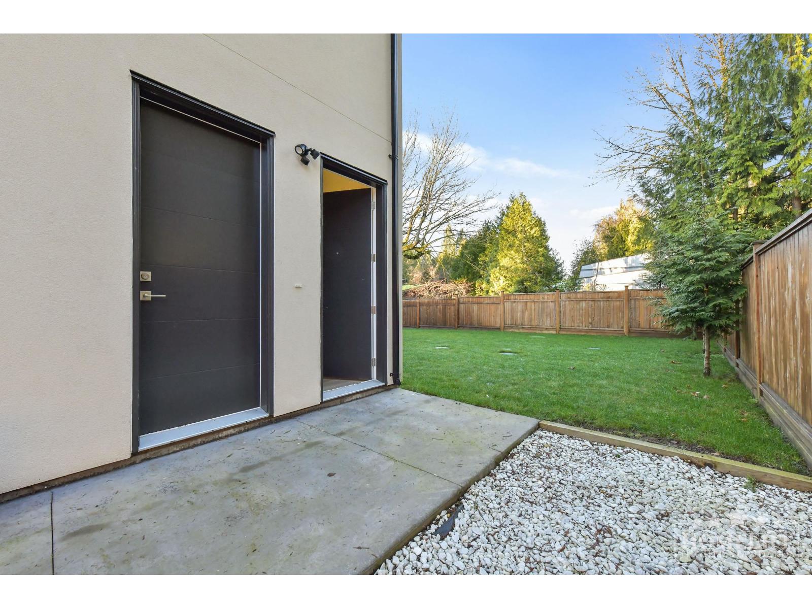 Basement 19815 40a Avenue, Langley, British Columbia  V3A 2Y3 - Photo 2 - R3083276