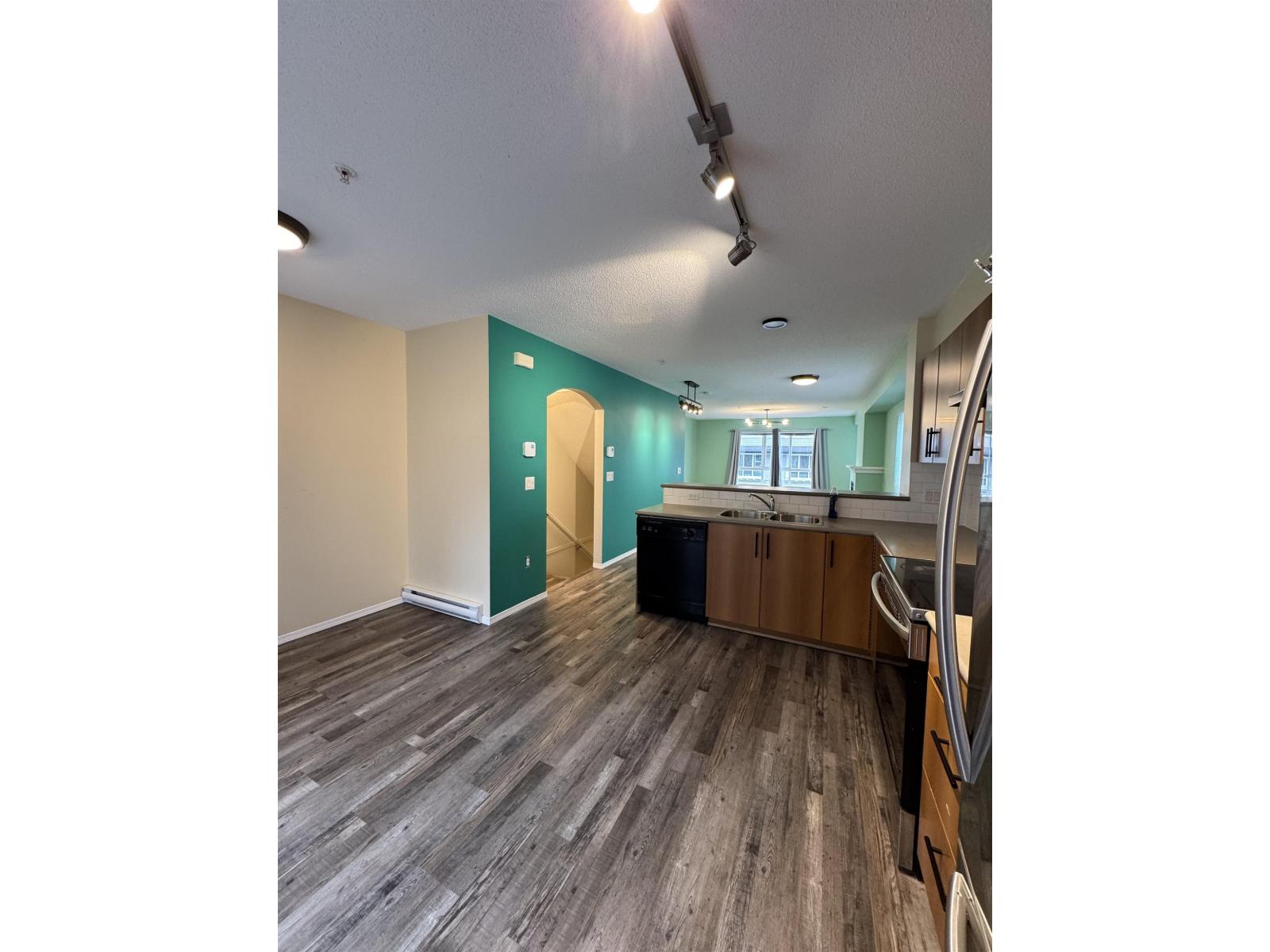 87 6747 203 St Street, Langley, British Columbia  V2Y 3B5 - Photo 6 - R3083265