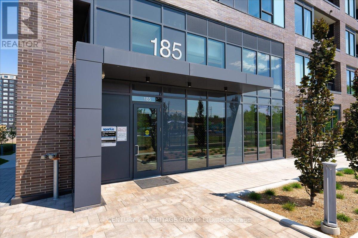 312 - 185 Deerfield Road, Newmarket, Ontario  L3Y 0G7 - Photo 2 - N12730536