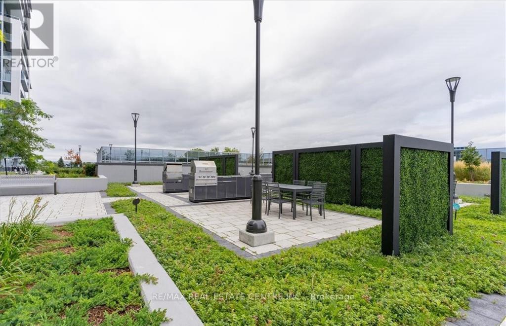 1008 - 2087 Fairview Street, Burlington, Ontario  L6R 0E5 - Photo 4 - W12730584