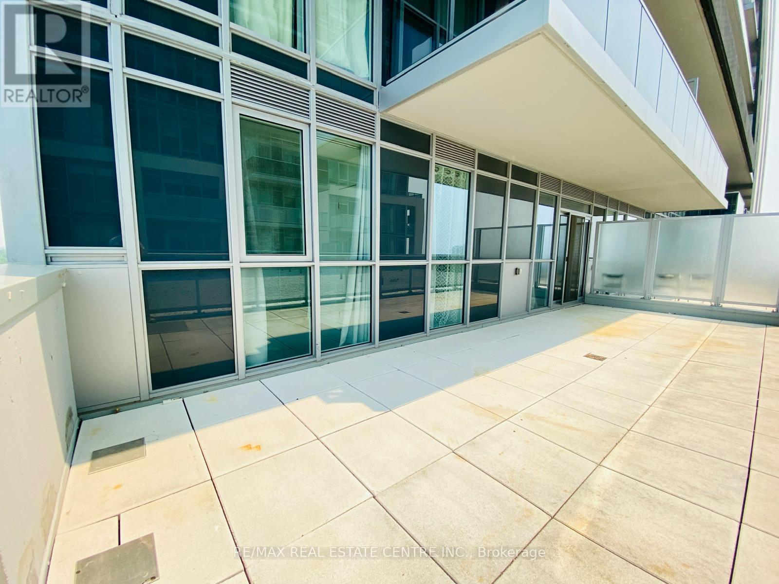 1008 - 2087 Fairview Street, Burlington, Ontario  L6R 0E5 - Photo 8 - W12730584