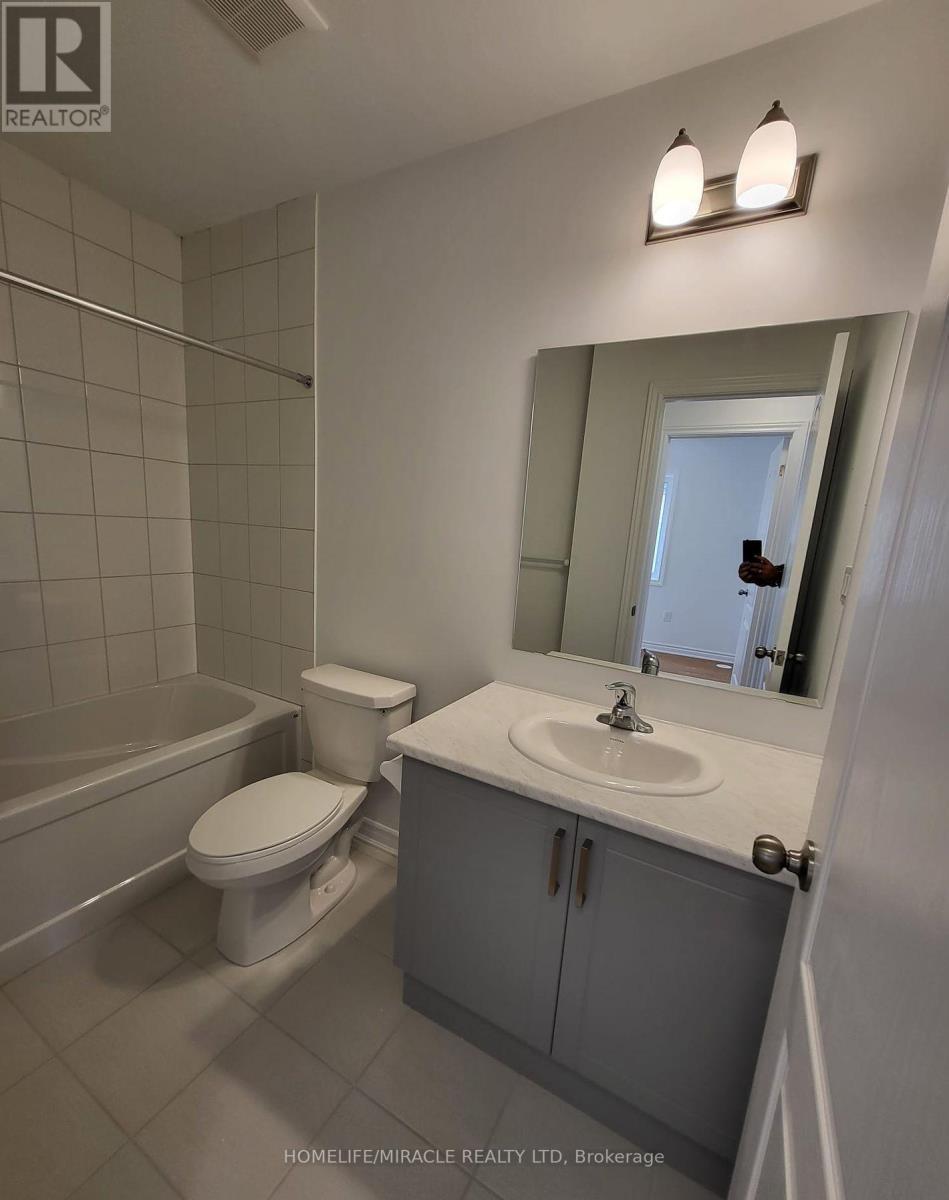 12 Waterville Way, Caledon, Ontario  L7C 2H1 - Photo 10 - W12730616