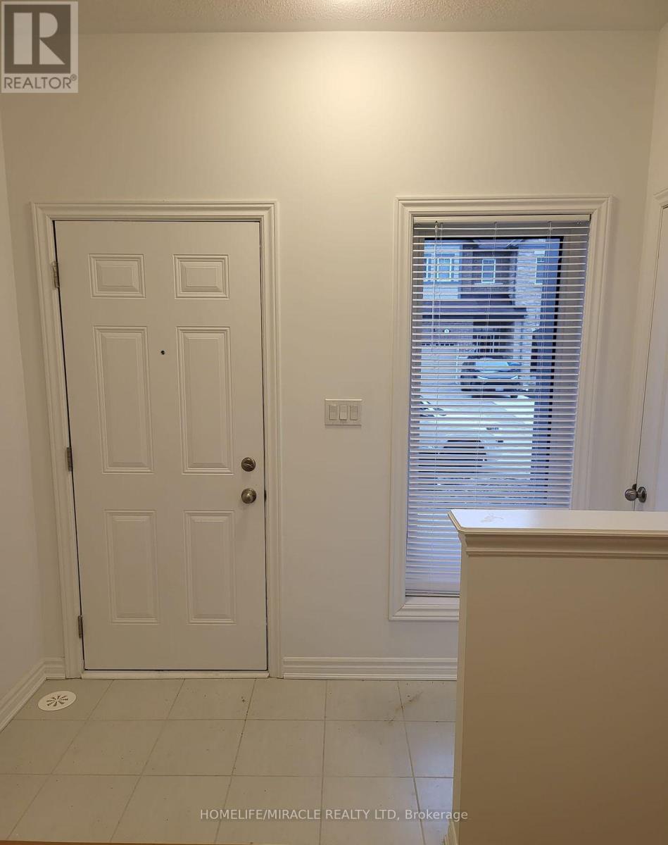 12 Waterville Way, Caledon, Ontario  L7C 2H1 - Photo 2 - W12730616