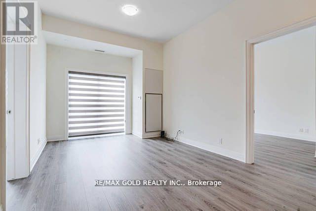 607 - 128 Grovewood Common, Oakville, Ontario  L6H 0X3 - Photo 5 - W12730632