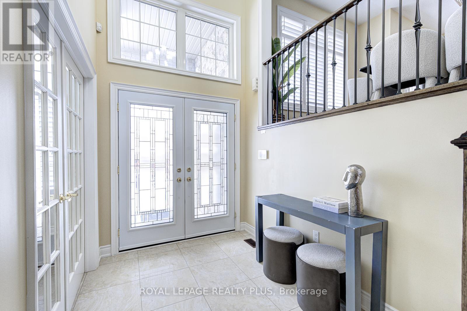 3146 Southwind Road, Mississauga, Ontario  L5M 0V8 - Photo 3 - W12730648