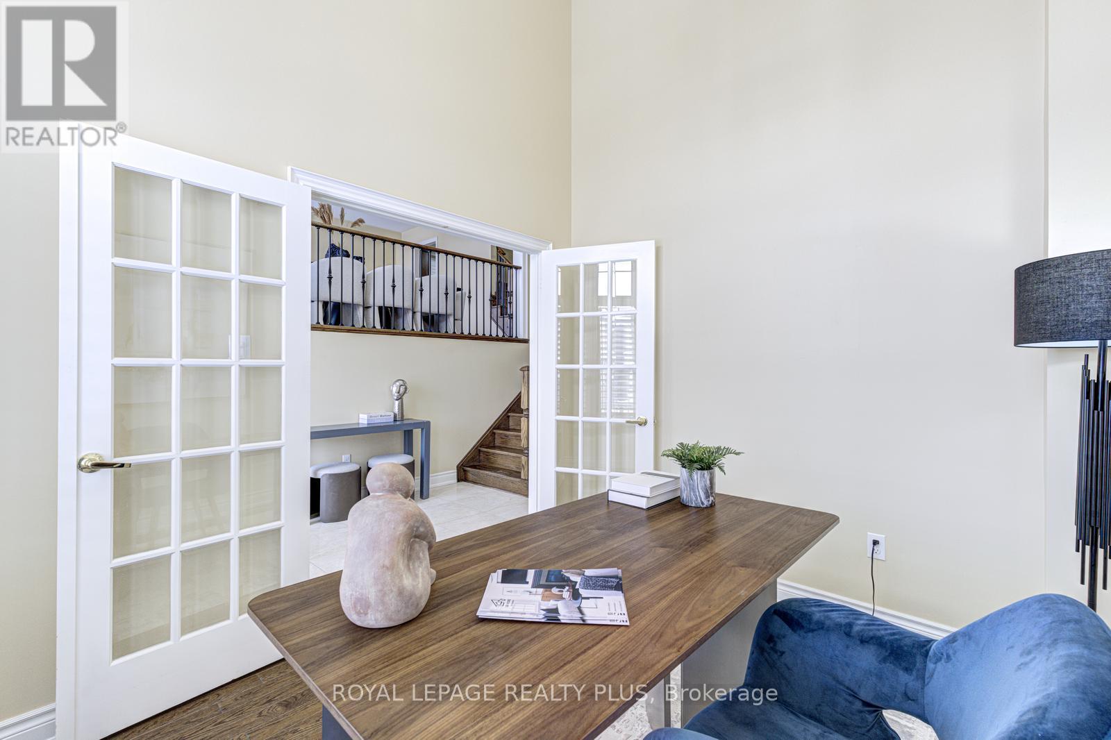 3146 Southwind Road, Mississauga, Ontario  L5M 0V8 - Photo 5 - W12730648