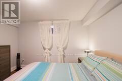 Lower - 81 Erie Street, Toronto, Ontario  M6L 2R1 - Photo 8 - W12730664