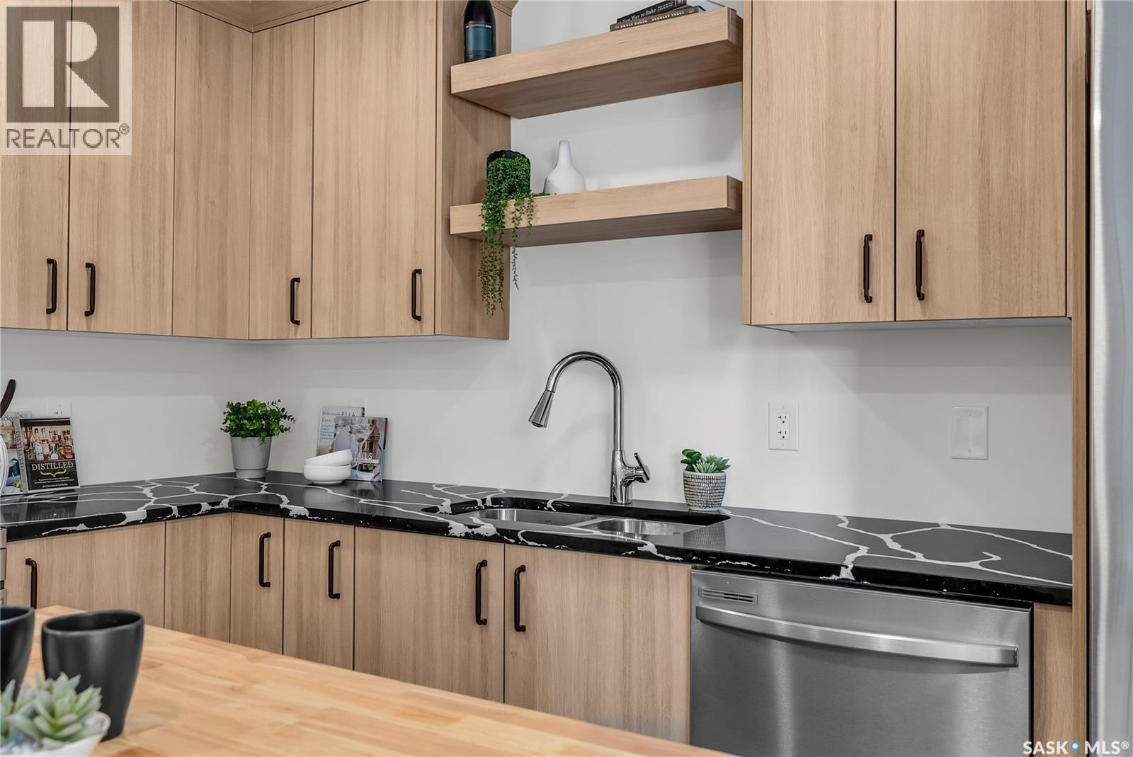 206 F Avenue N, Saskatoon, Saskatchewan  S7L 1W1 - Photo 7 - SK027440