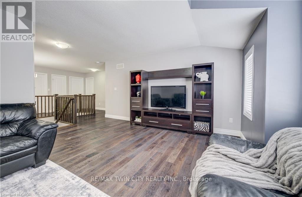 502 Woodbine Avenue, Kitchener, Ontario  N2R 0A6 - Photo 21 - X12730590