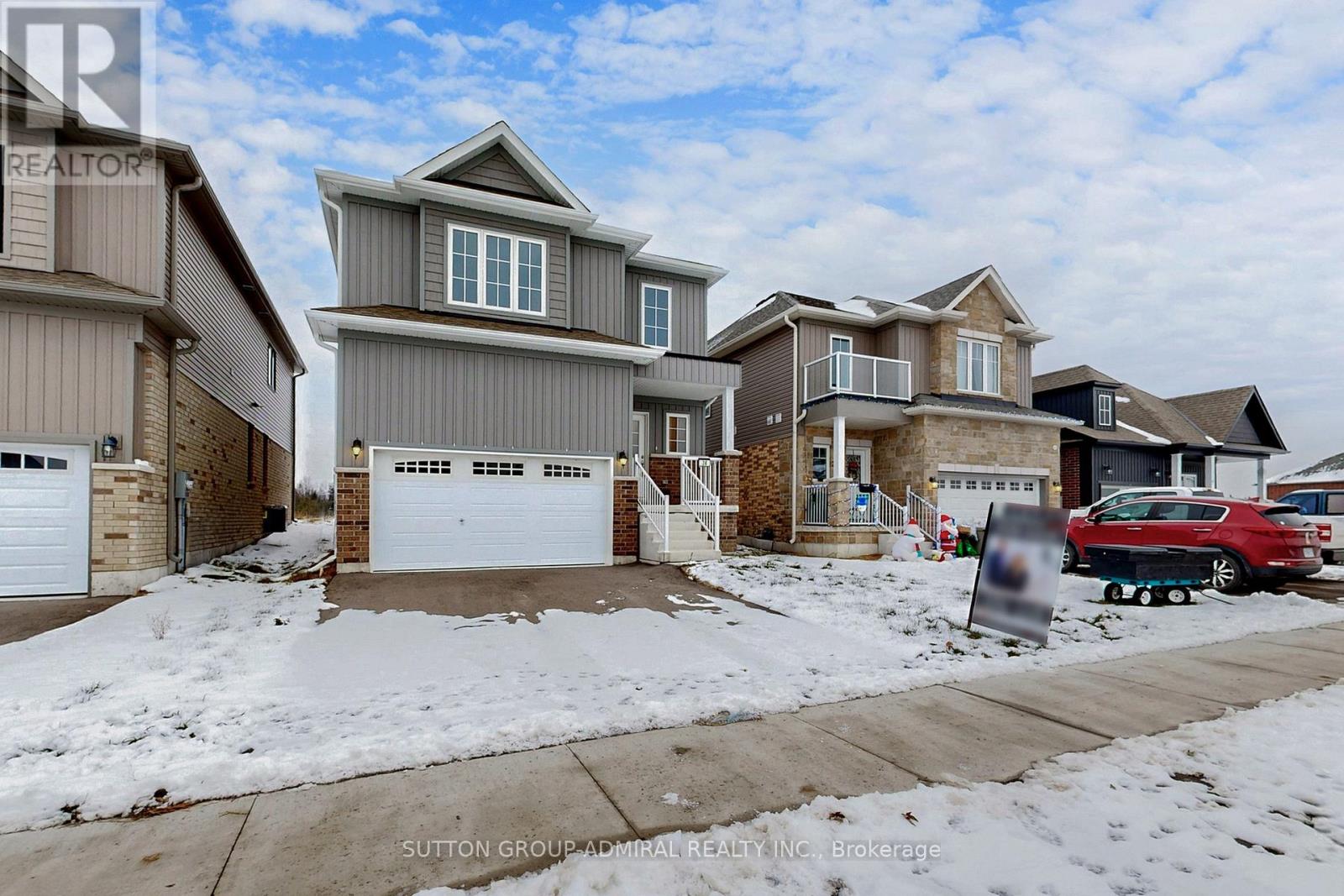 36 HILLCROFT WAY, Kawartha Lakes, Ontario