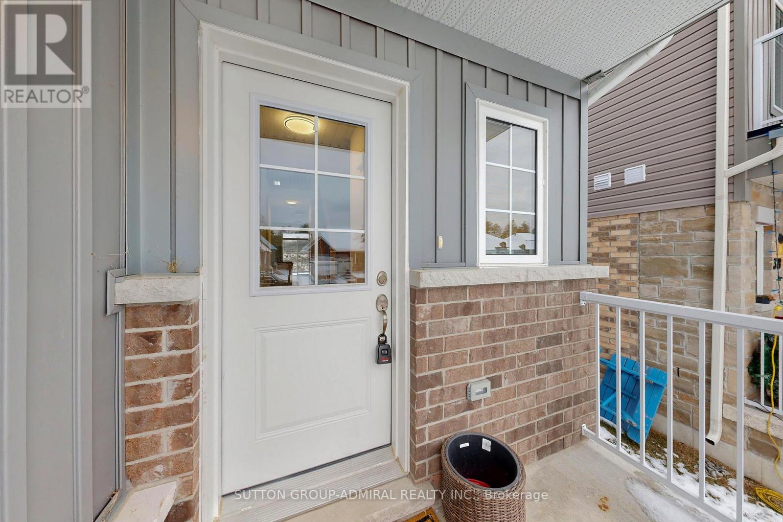 36 Hillcroft Way, Kawartha Lakes, Ontario  K0M 1A0 - Photo 2 - X12730652