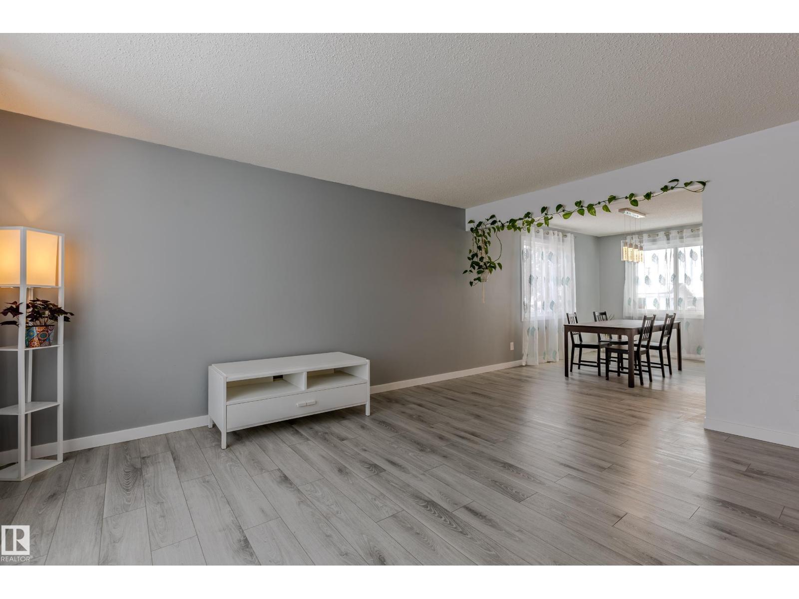 5221 51 A Av, Legal, Alberta  T0G 1L0 - Photo 5 - E4471106