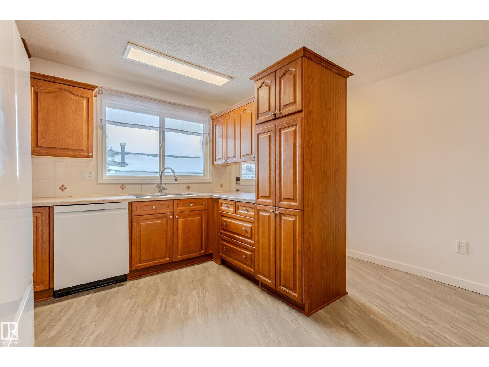 5221 51 A Av, Legal, Alberta  T0G 1L0 - Photo 8 - E4471106