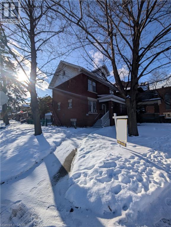 1088 KING Street E, Hamilton, Ontario