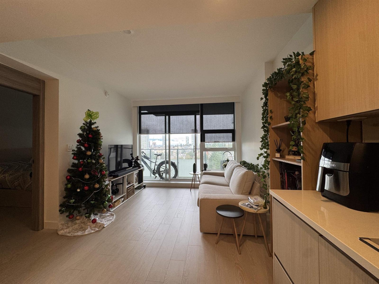 1410 13768 100 Avenue, Surrey, British Columbia  V3T 0V2 - Photo 3 - R3083011