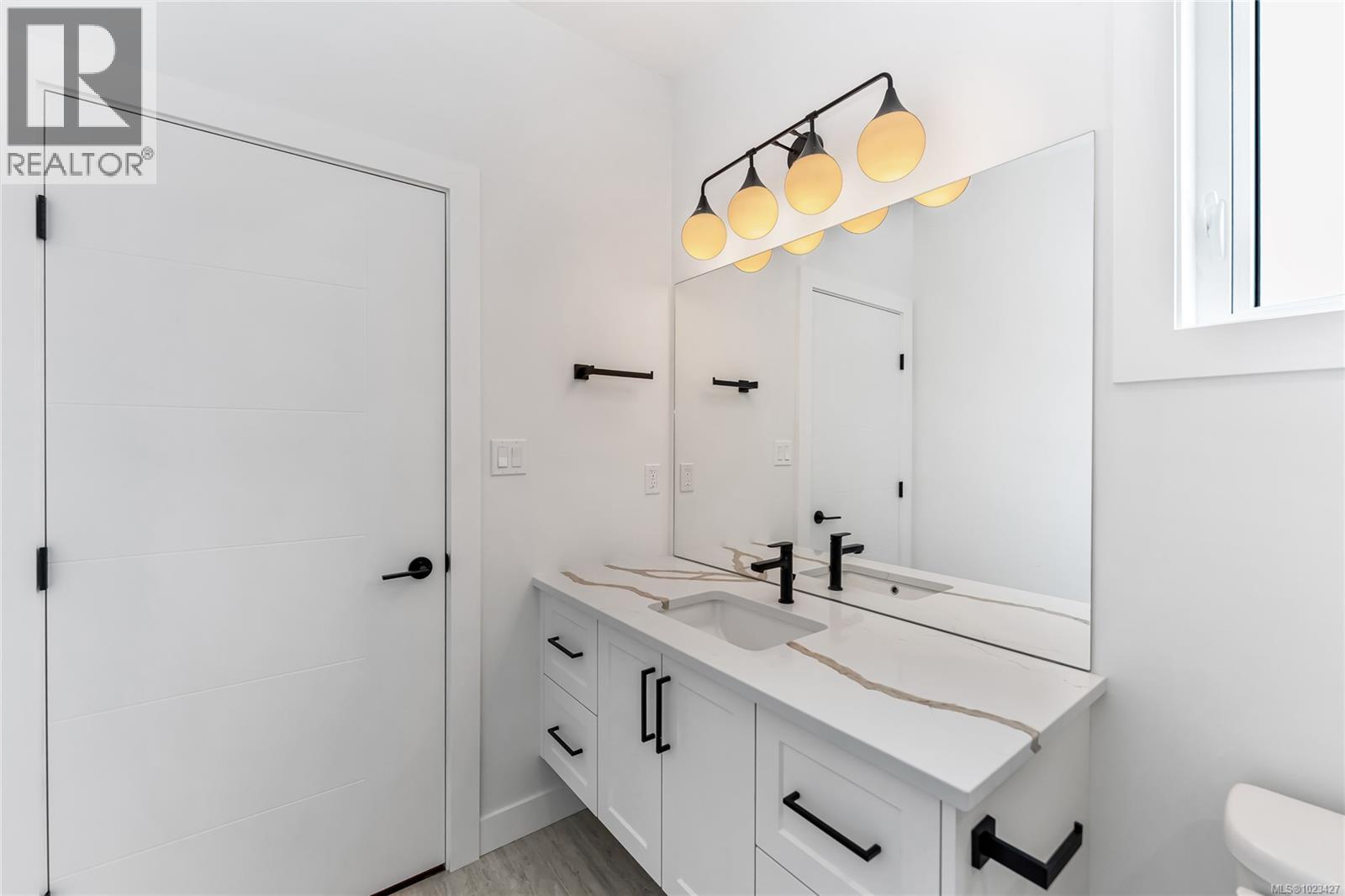 219 Cowichan Lake Rd, Lake Cowichan, British Columbia  V0R 2G0 - Photo 19 - 1023427