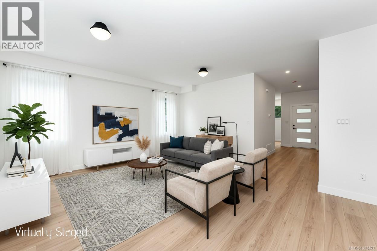 219 Cowichan Lake Rd, Lake Cowichan, British Columbia  V0R 2G0 - Photo 2 - 1023427