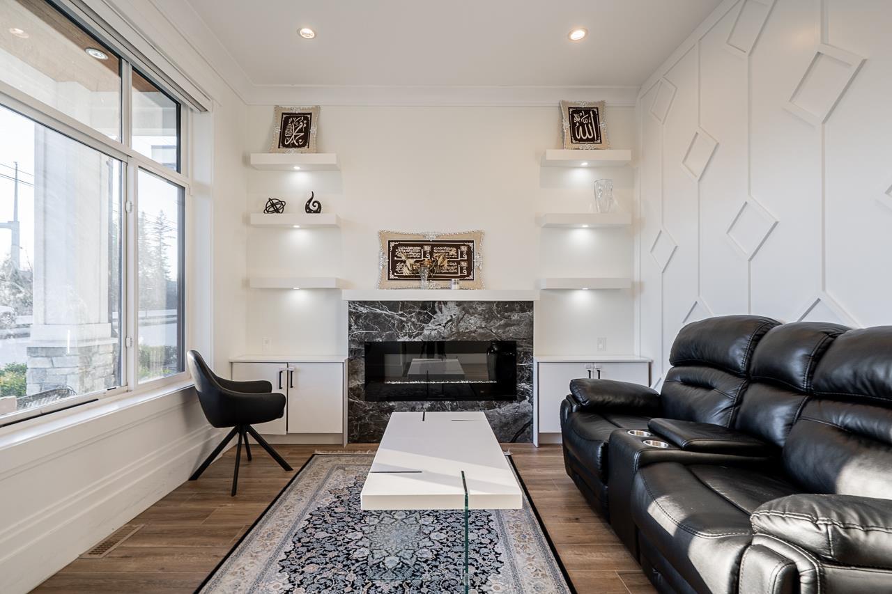 17825 E Barnston Drive Drive, Surrey, British Columbia  V4N 6T4 - Photo 12 - R3083181