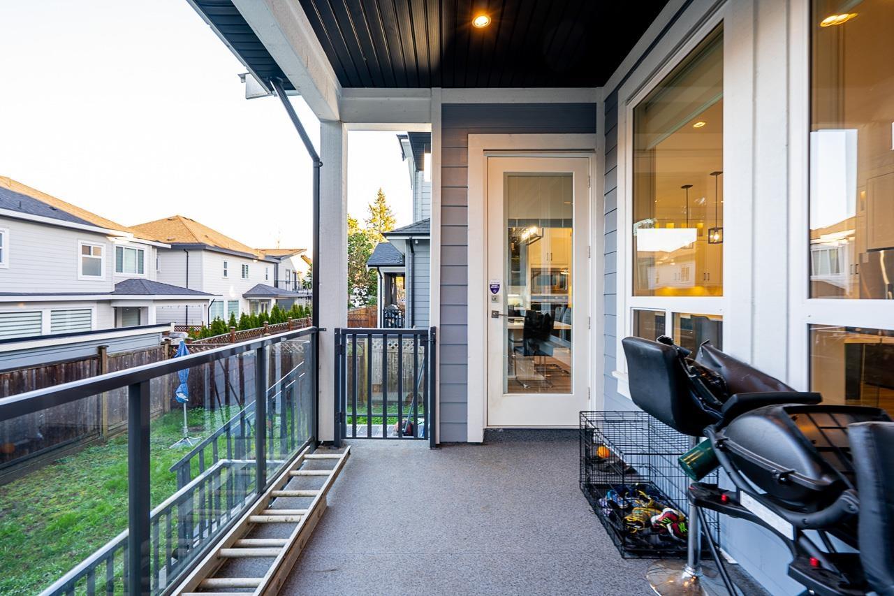 17825 E Barnston Drive Drive, Surrey, British Columbia  V4N 6T4 - Photo 35 - R3083181