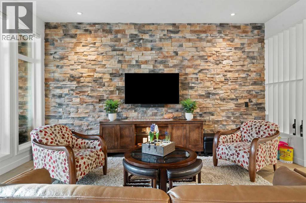 201, 18 Mahogany Circle Se, Calgary, Alberta  T3M 2V7 - Photo 3 - A2281327