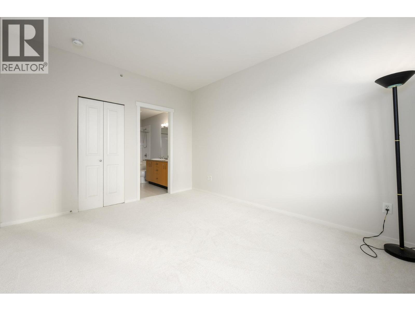 419 801 Klahanie Drive, Port Moody, British Columbia  V3H 5K4 - Photo 14 - R3083137