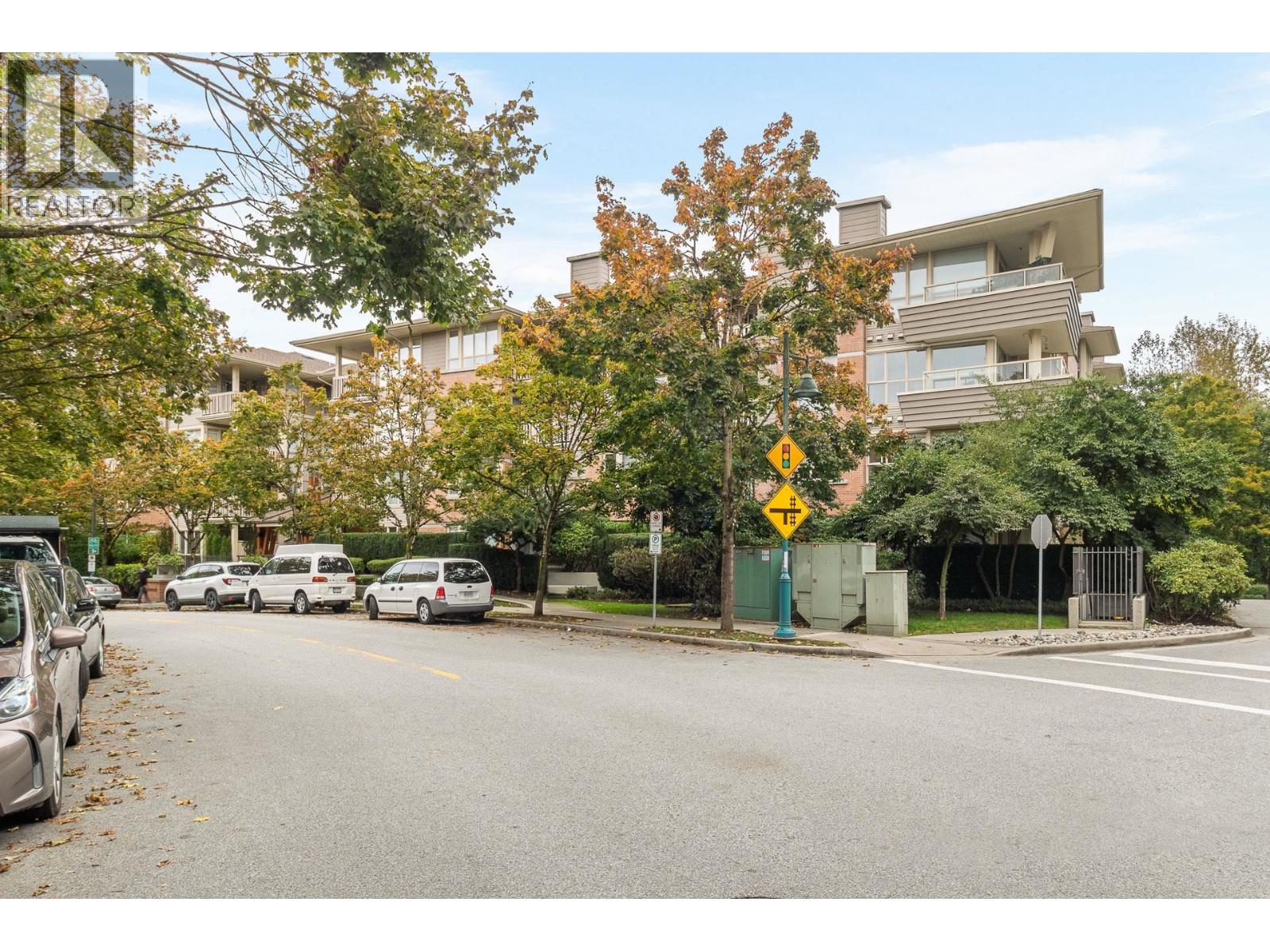 419 801 Klahanie Drive, Port Moody, British Columbia  V3H 5K4 - Photo 27 - R3083137