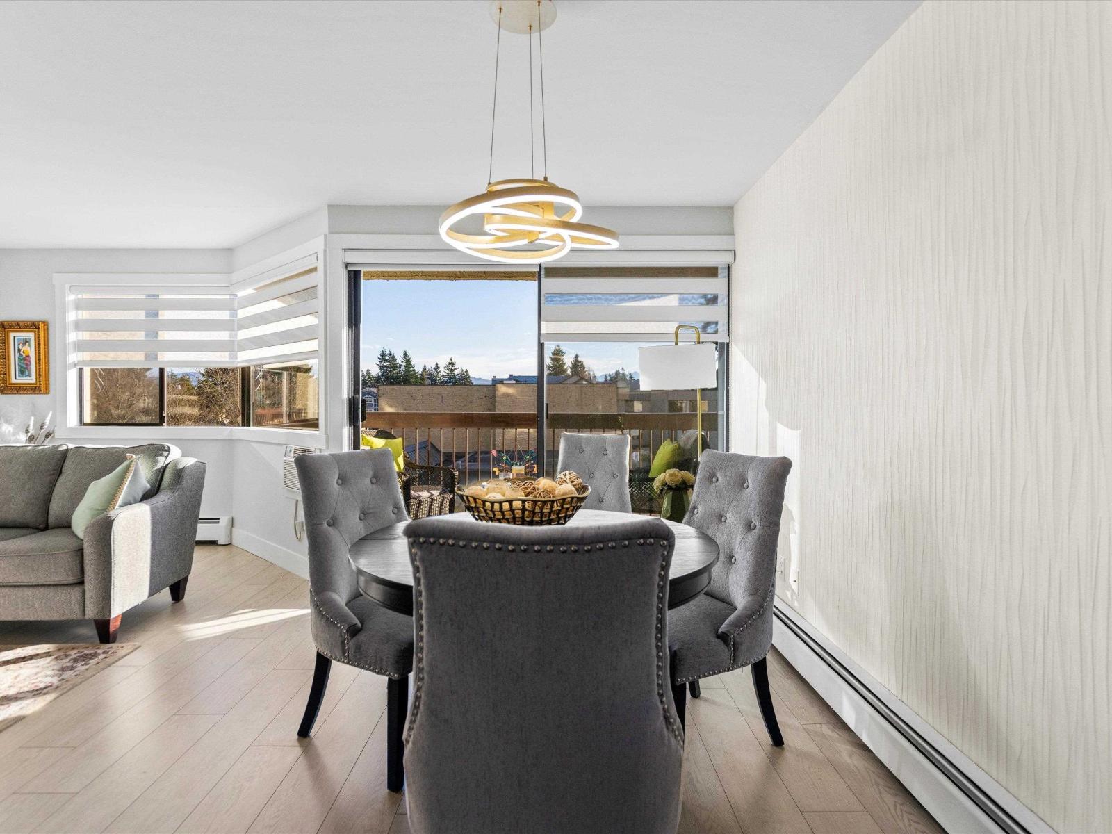 301 31955 Old Yale Road, Abbotsford, British Columbia  V2T 4N1 - Photo 9 - R3083216