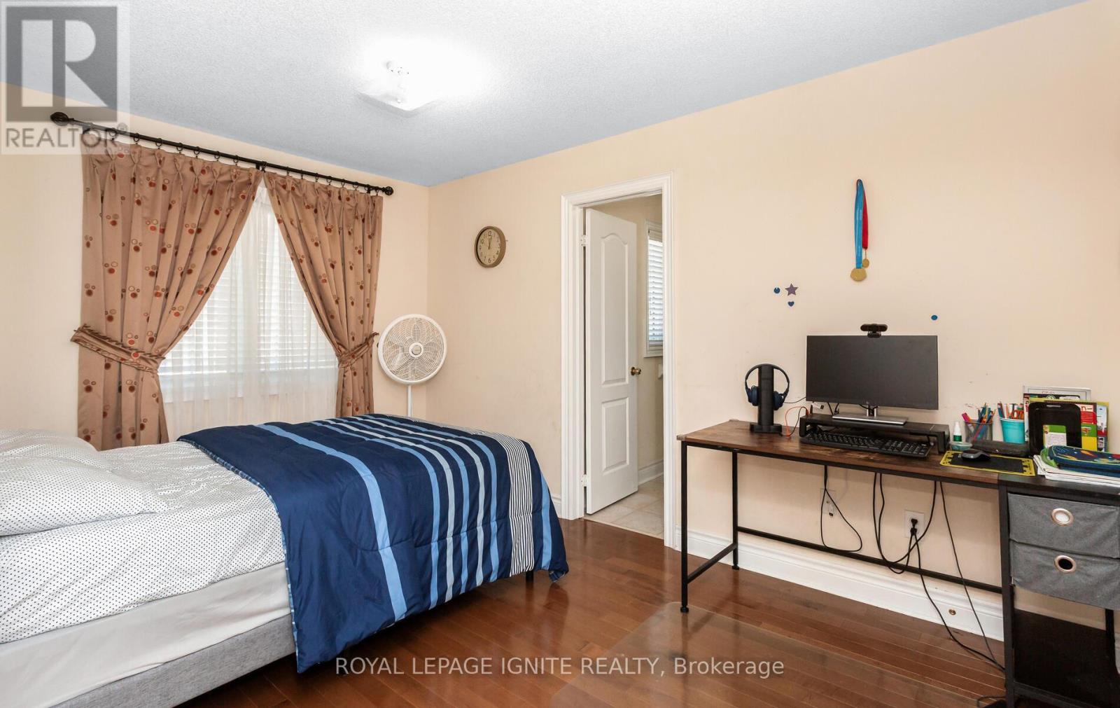 36 Valleyridge Crescent, Brampton, Ontario  L6P 2C8 - Photo 23 - W12677530