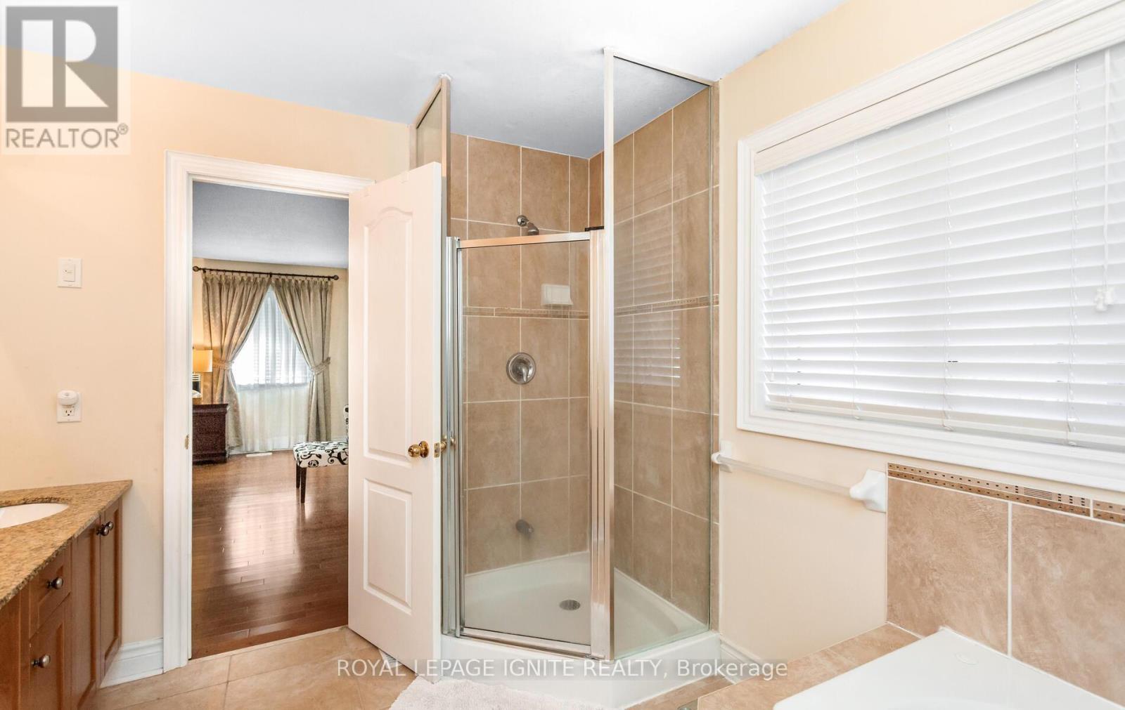 36 Valleyridge Crescent, Brampton, Ontario  L6P 2C8 - Photo 20 - W12677530