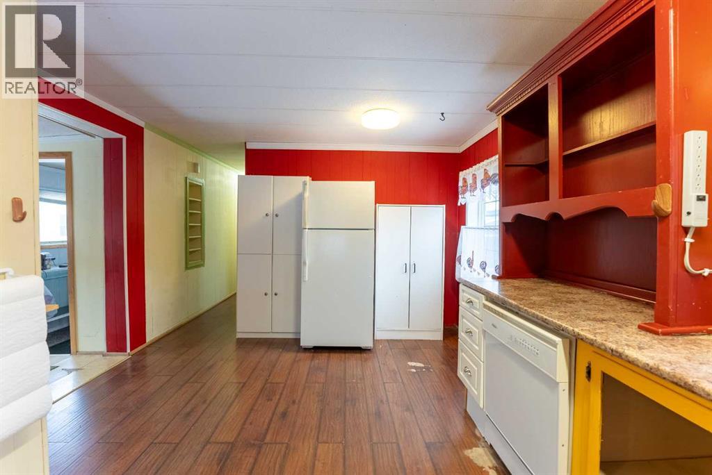 19, 5853 4 Street, Claresholm, Alberta  T0L 0T0 - Photo 11 - A2266233