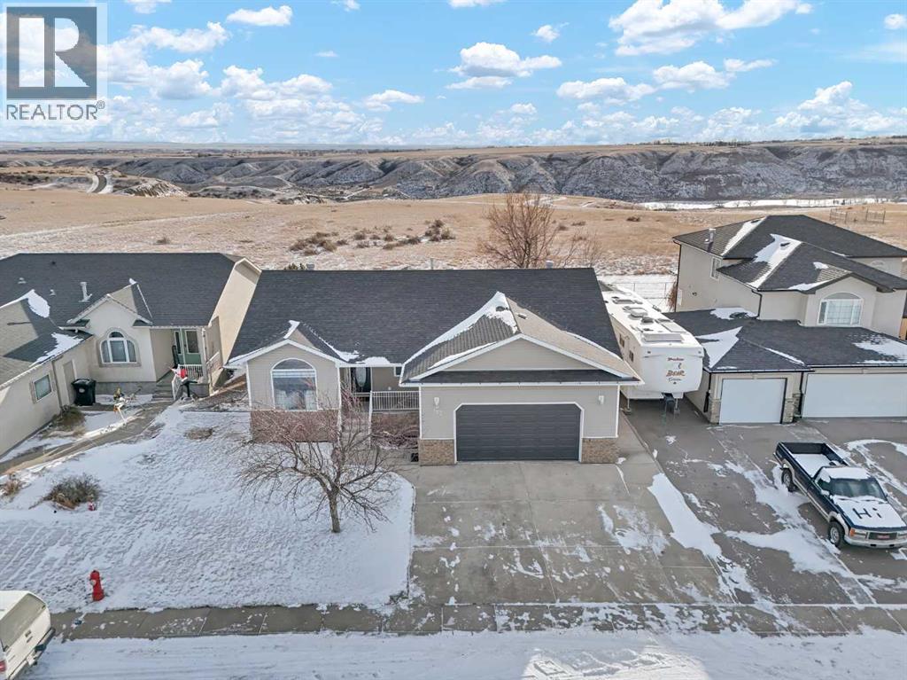 122 Redcliff Way SW, Redcliff, Alberta